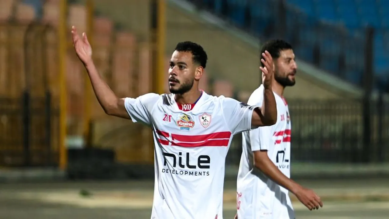 هل اقترب الأهلي من خطف نبيل عماد دونجا؟.. مصدر بالنادي يجيب